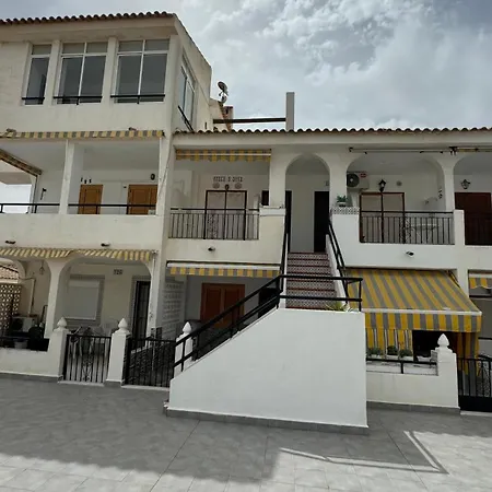Apartamento Rosaleda En Torrevieja Exterior photo