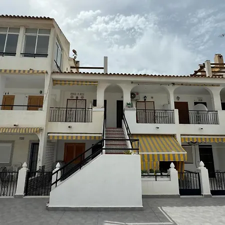 Apartamento Rosaleda En Torrevieja Exterior photo